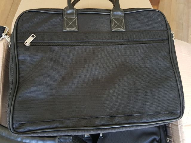 Samsung laptop outlet bag price